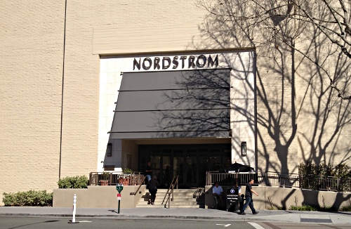 Los Angeles Crime Group Targets Walnut Creek Nordstrom