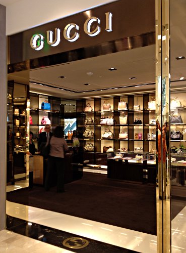 neiman marcus gucci store