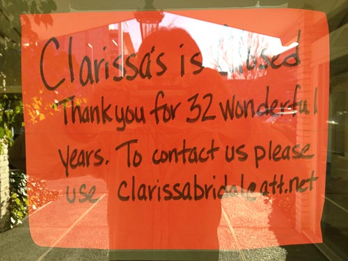 clarissas-walnut-creek-closed-sign