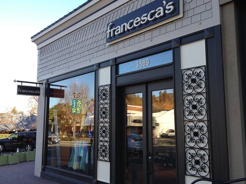 francescas-lafayette-outside