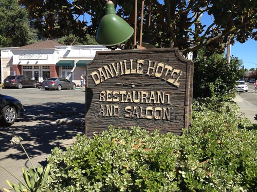 danville-restaurant-hotel-saloon-sign