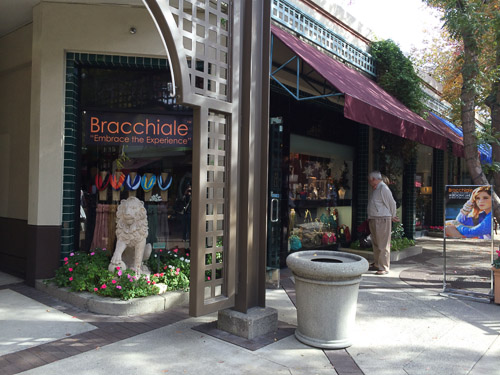 bracchiale-new-location-broadway-plaza