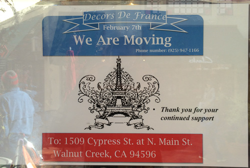 decors-de-france-broadway-plaza-moving-sign