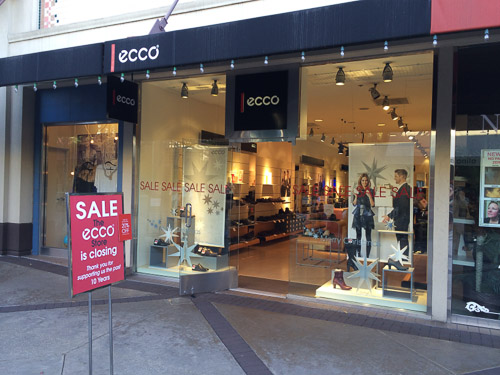 Ecco Closing in Broadway Plaza – the