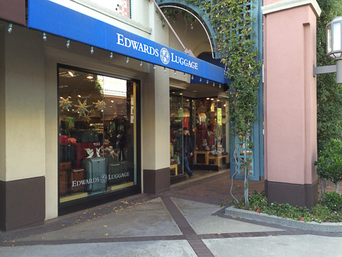 edwards-luggage-old-location-broadway-plaza