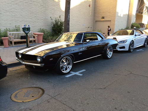 zebra-car-broadway-plaza