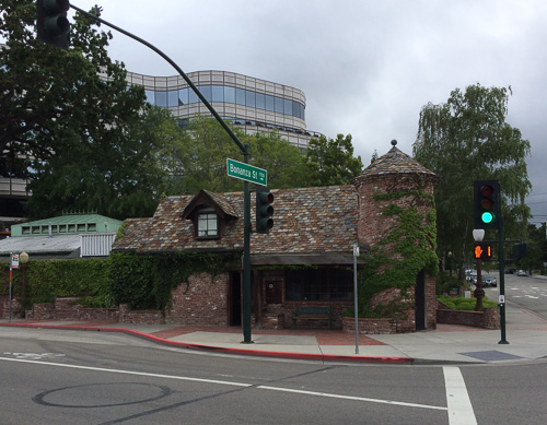 old-yogurt-castle-walnut-creek-outside-dev