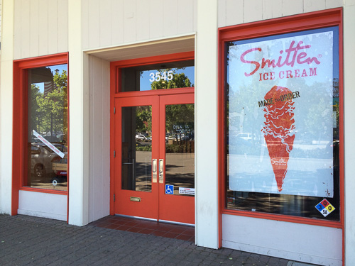 smitten-lafayette-outside