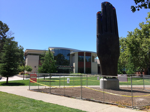 benny-bufano-statue-back-walnut-creek