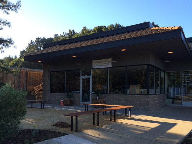 home-made-kitchen-moraga-outside-dev