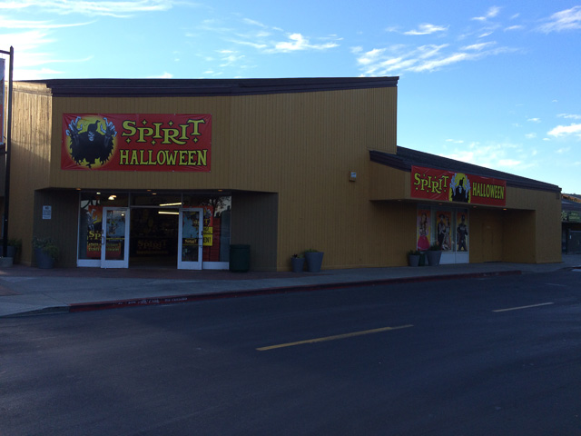 Spirit Halloween Opens In Willows Shopping Center In Concord Beyond The Creek