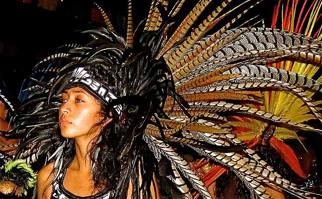 flickr-dustysnowcrash-aztec-dancer