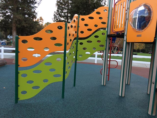 heather-farm-playground-climb