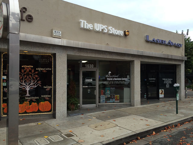 ups-store-walnut-creek-n-main-signage