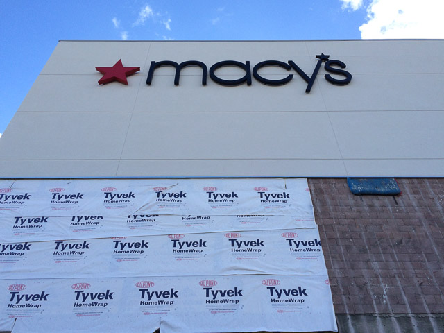 broadway-plaza-macys-white-facade-dev