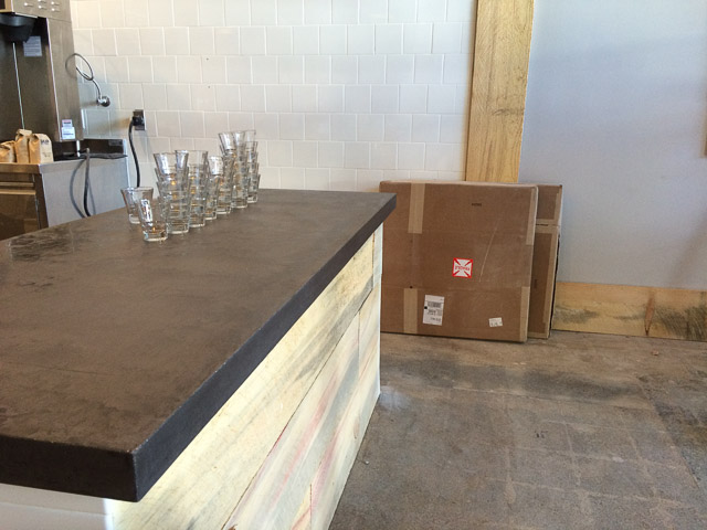 coffee-shop-walnut-creek-inside-counter