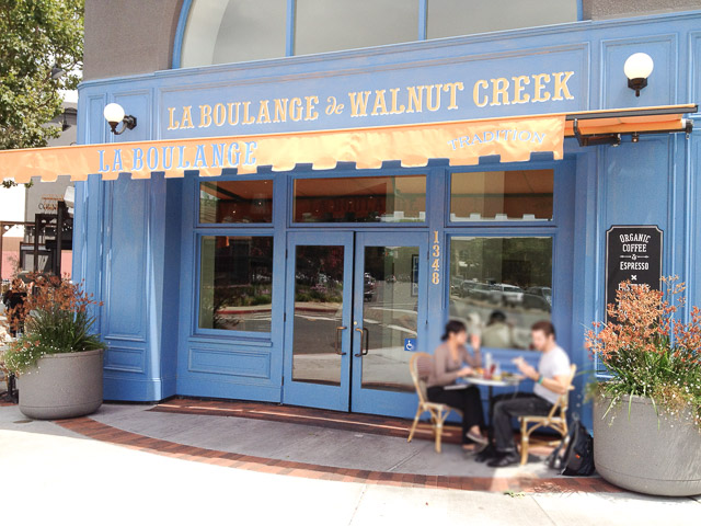 la-boulange-walnut-creek-outside