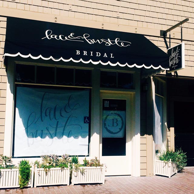 lace-bustle-bridal-lafayette-signage