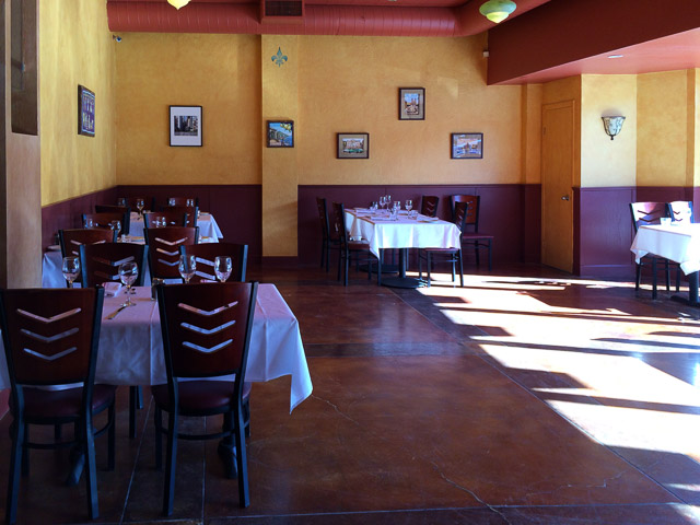 taverna-pellegrini-orinda-inside-front