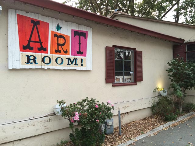 art-room-lafayette-outside