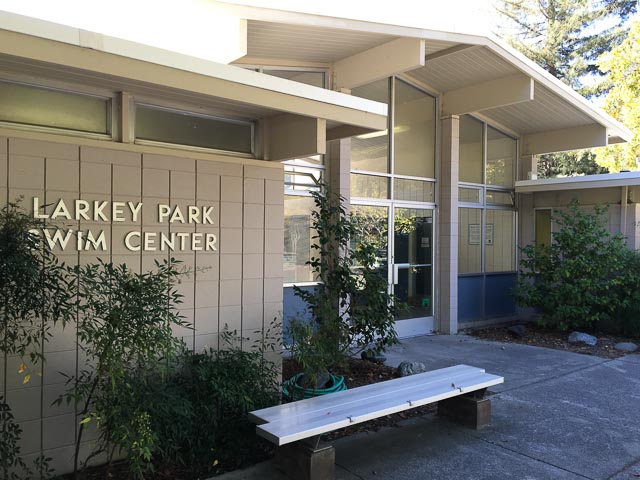 larkey-park-swim-center-walnut-creek-outside