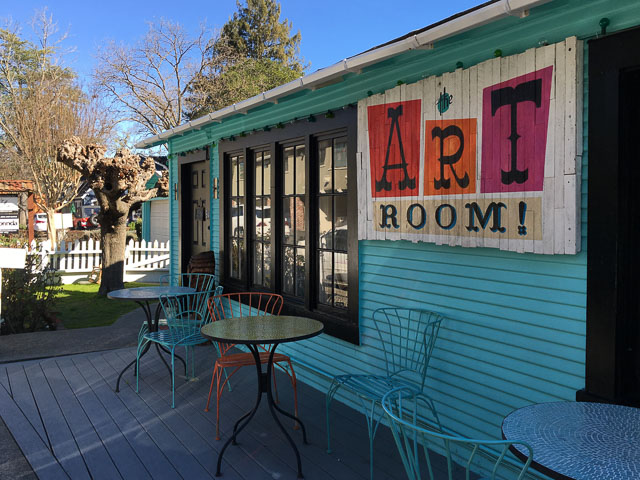 art-room-lafayette-new-location-outside