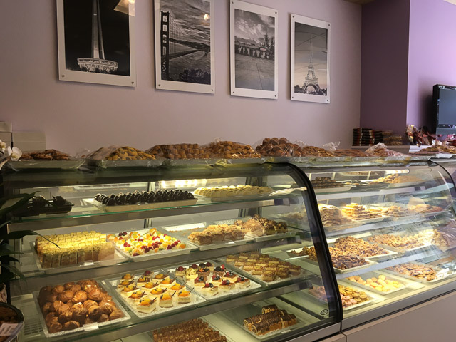 haleh-pastry-walnut-creek-inside