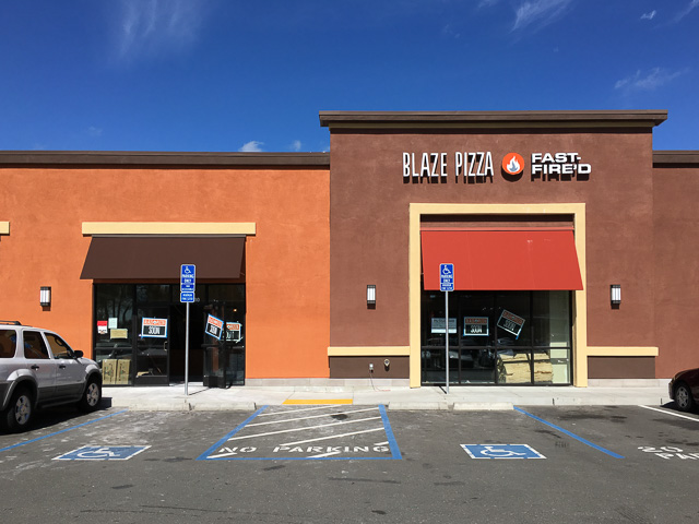 blaze-pizza-concord-outside-dev