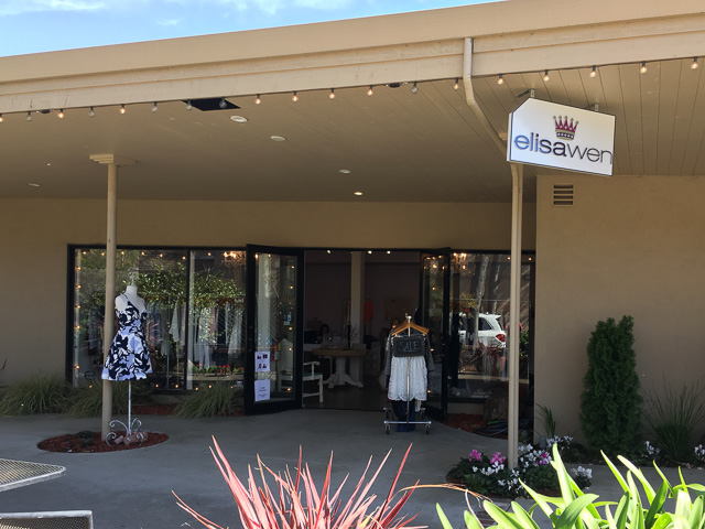 elisa-wen-boutique-danville-outside-old