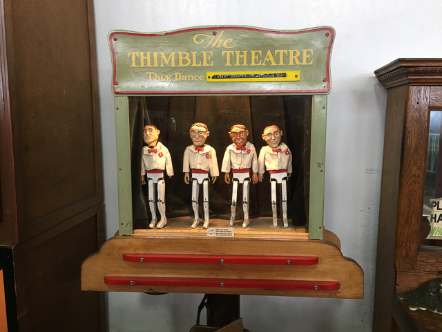 musee-mecanique-thimble-theatre