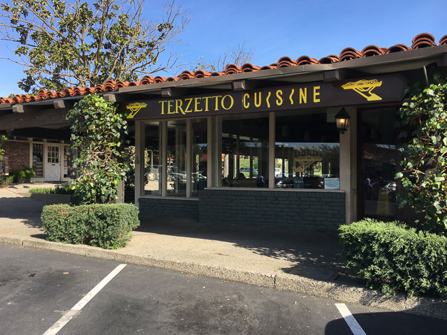 terzetto-cuisine-moraga-outside-closed