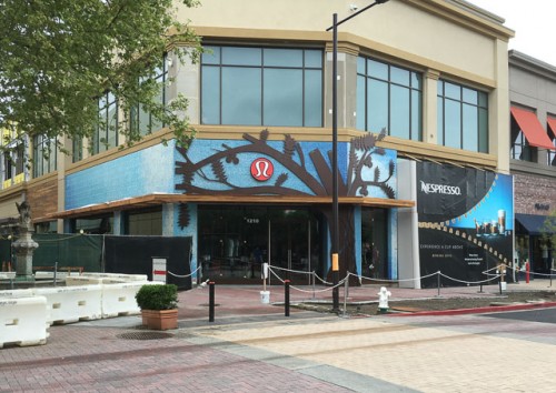 lululemon broadway