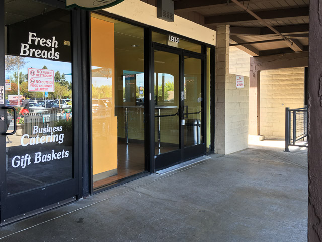 yoppi-yogurt-ygnacio-plaza-outside-closed