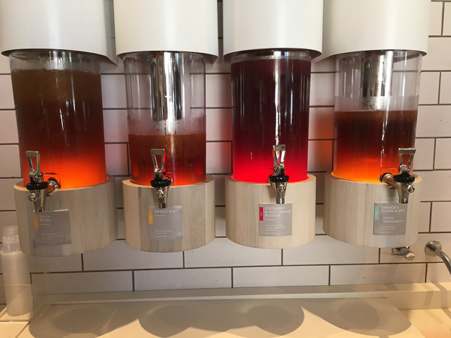 teavana-broadway-plaza-inside-iced-tea