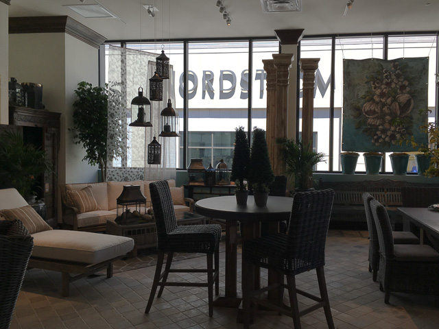 arhaus-broadway-plaza-inside-4