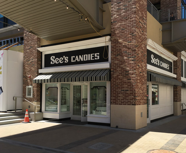 sees-candies-broadway-plaza-outside-backside