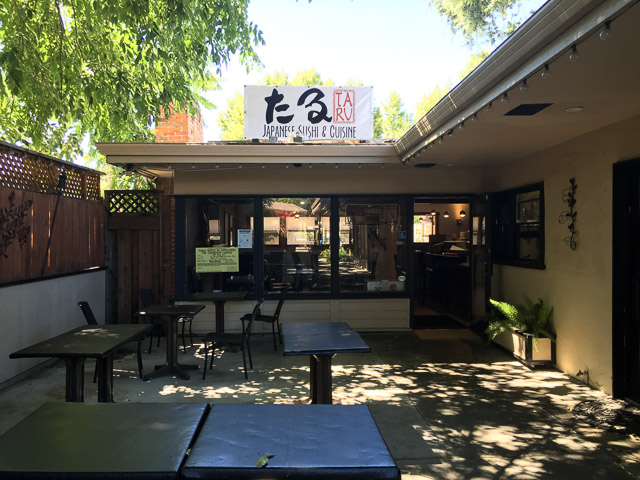 taru-japanese-sushi-danville-outside