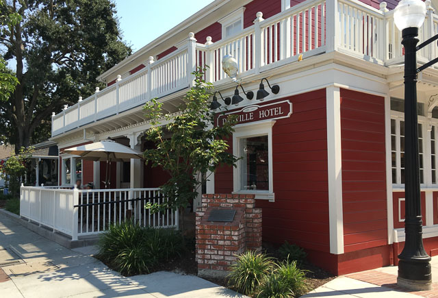 basque-boulangerie-cafe-danville-outside