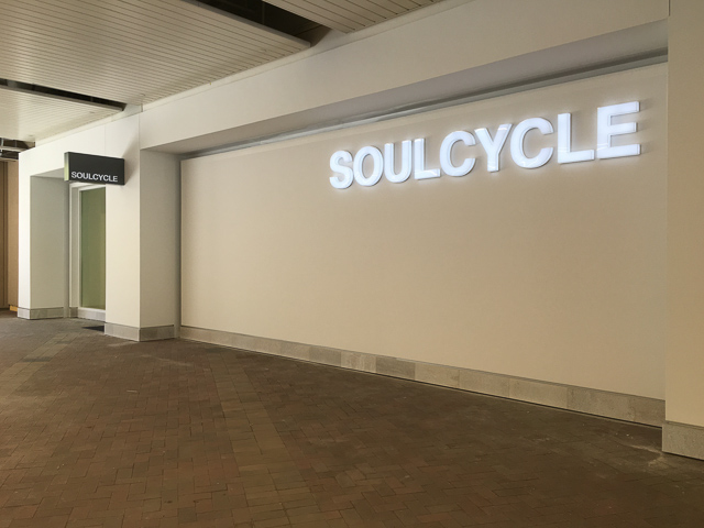 soulcycle-broadway-plaza-outside-dev