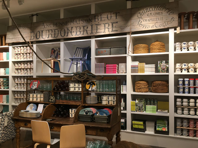 anthropologie-walnut-creek-inside-kitchen