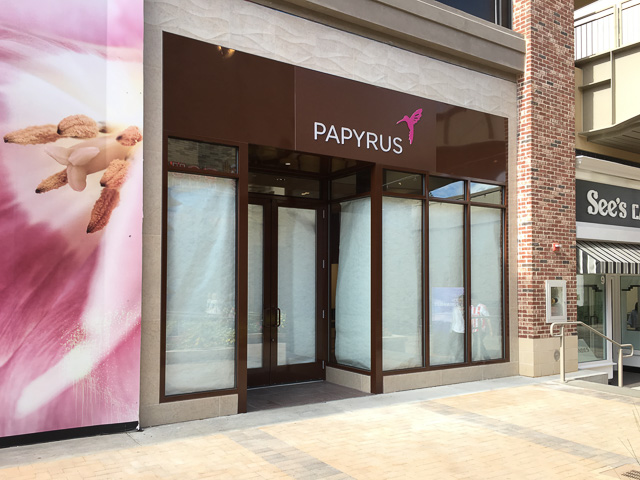 papyrus-broadway-plaza-outside-dev