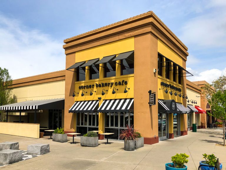 Corner Bakery Cafe Closes at Downtown Pleasant Hill Shopping Center