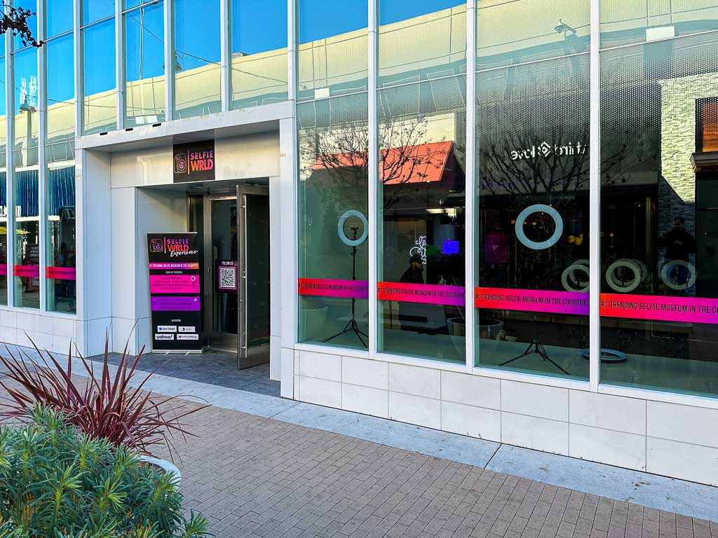 Selfie WRLD Opens at Broadway Plaza in Walnut Creek Beyond the Creek